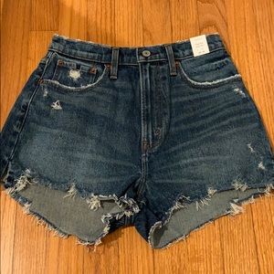 NWT Abercrombie Curve Love High Rise Mom Shorts